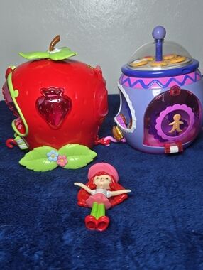 Vtg Mixed Lot 2002 Bandai Strawberry Shortcake Berry Cute Rides Bundle Doll